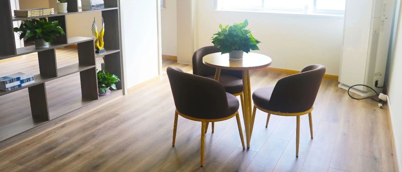 共建職工書屋，共享悅讀人生 | 國濟(jì)尚領(lǐng)積極響應(yīng)&ldquo;全民閱讀&rdquo;新風(fēng)尚