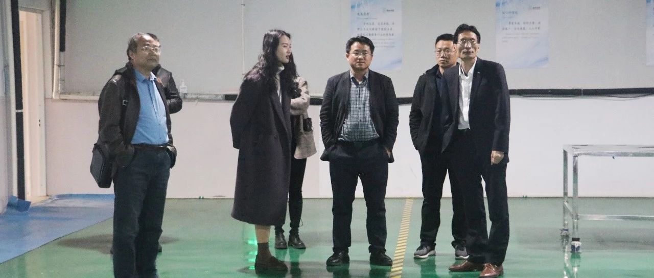 東營市廣饒縣中醫(yī)院黨總支書記、院長王景峰參觀考察日照市國濟尚領(lǐng)醫(yī)院管理服務(wù)有限公司