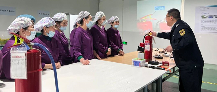 筑牢安全防線，守護(hù)平安生產(chǎn)&mdash;&mdash;國(guó)濟(jì)尚領(lǐng)開展洗滌中心消防應(yīng)急演練