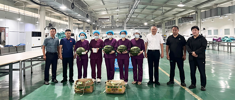 清涼沁人心 關(guān)懷鼓干勁 | 國(guó)濟(jì)醫(yī)療至尚領(lǐng)開展&ldquo;夏送清涼&rdquo;慰問活動(dòng)